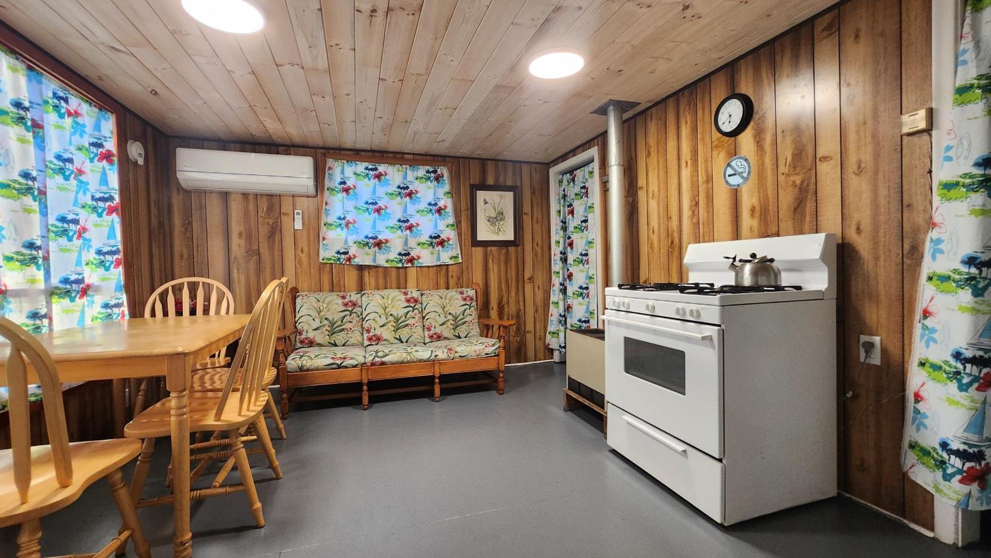 Trent River Cottages Hastings Екстериор снимка