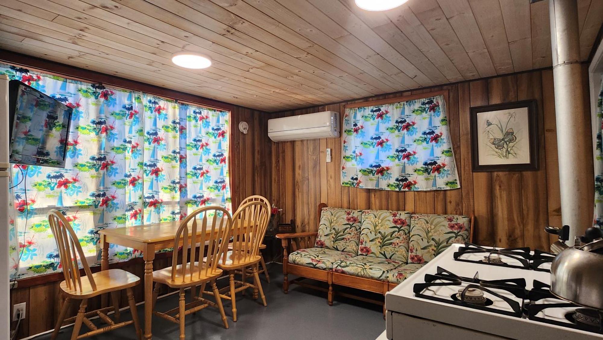 Trent River Cottages Hastings Екстериор снимка